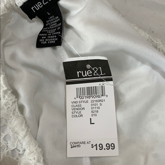 NEVER WORN White Lace Dress - Picture 4 of 4